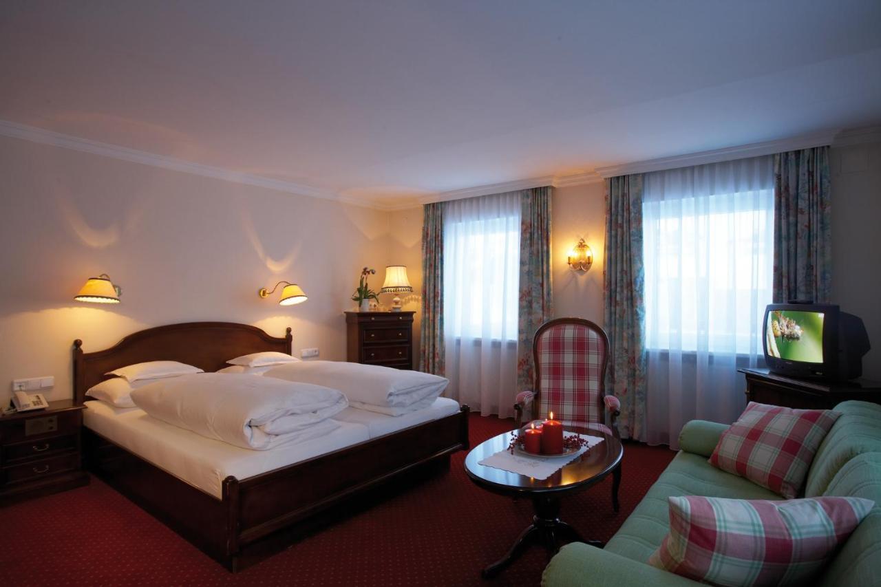 Hotel Hirlanda Zuers Quarto foto